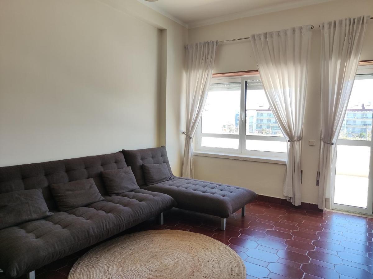 סאו מרטיניו דו פורטו Apartment By The Beach! With Large Balcony! מראה חיצוני תמונה